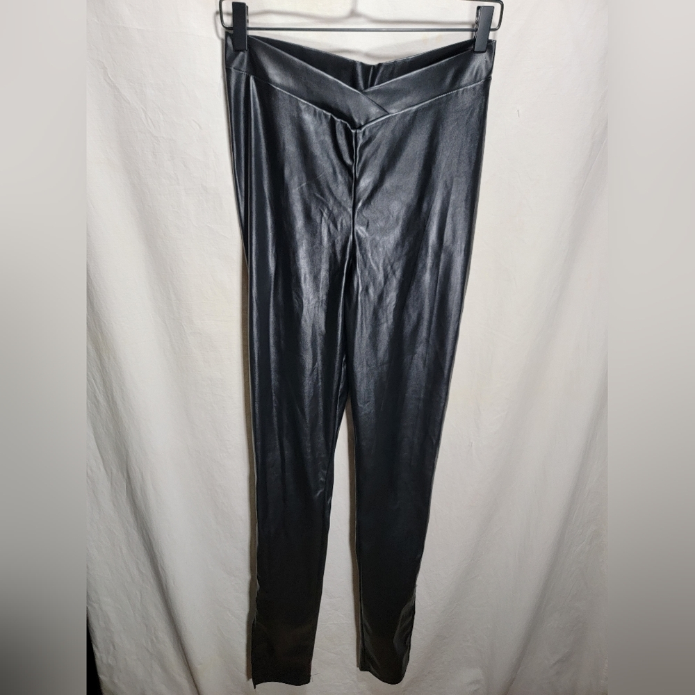 NWT SHAPE BLACK PU V FRONT RUCHED BUM  SPLIT HEM TROUSERS PRETTYLITTLETHING NEW